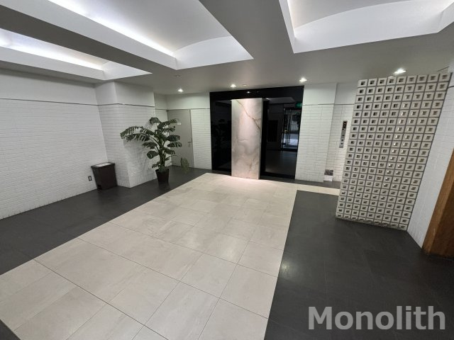 プランドールマサキのエントランス