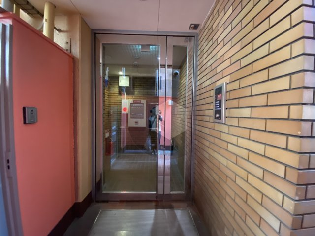 ラムール布施のエントランス