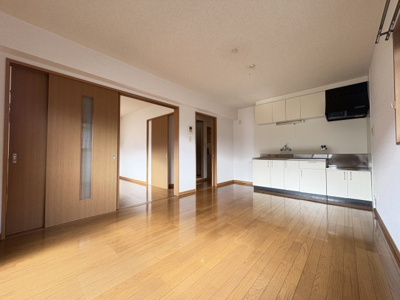 【居間・リビング】 | リバーサイドレジデンス