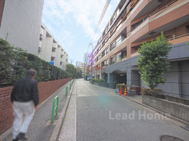 【その他】 | グランシティ三田・三ノ橋 | 前面道路