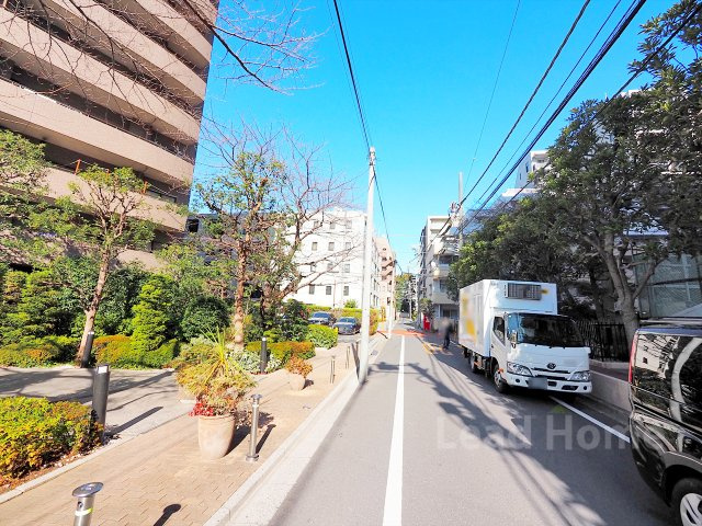 【その他】 | 三田シティハウス | 前面道路