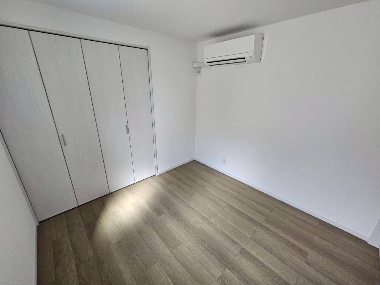 T-SQUARE岡本の居間・リビング