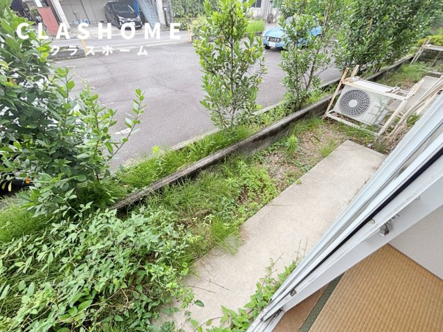 クレセント東栄Ⅱ　　刈谷市近郊の賃貸はクラスホームの庭|同物件の別部屋になります。