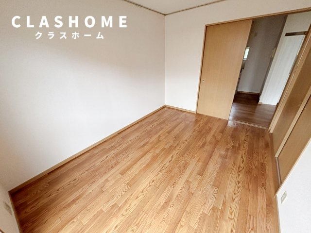 クレセント東栄Ⅱ　　刈谷市近郊の賃貸はクラスホームの洋室|同物件の別部屋になります。