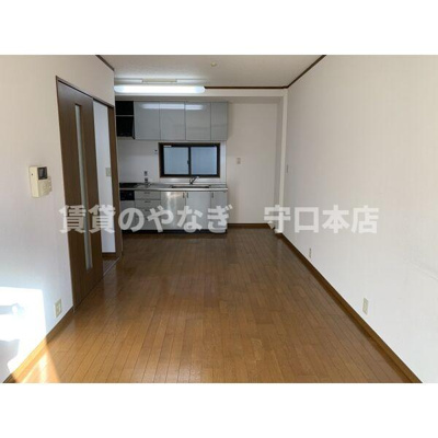 【居間・リビング】 | プレザントヴィレッジW棟