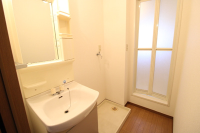  | ハイカムールリヴェールⅡ | 洗面台／室内洗濯機置き場