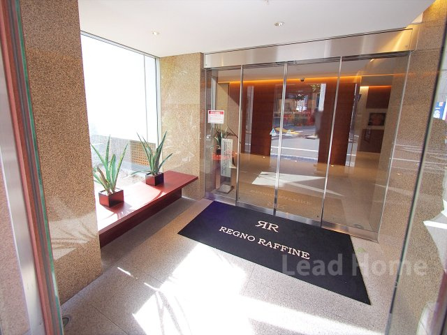 【エントランス】 | レグノ・ラフィネ南青山