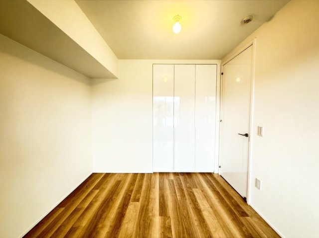 【洋室】 | ジオ南青山