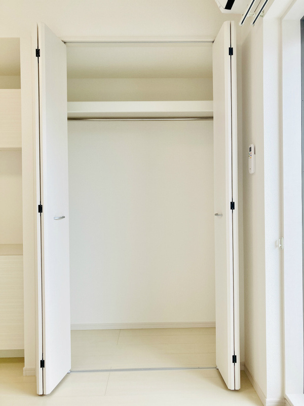 横浜市栄区長尾台町の賃貸マンションの収納|清潔感のあるトイレです