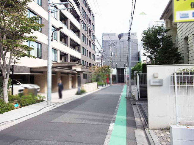【その他】 | ザ・パークハウスグラン南青山高樹町 | 前面道路
