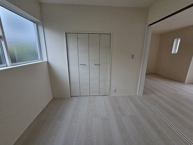 小牧市久保一色南１丁目　新築戸建　３号棟の洋室|洋室です