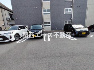 【駐車場】 | ベリーブロッサム