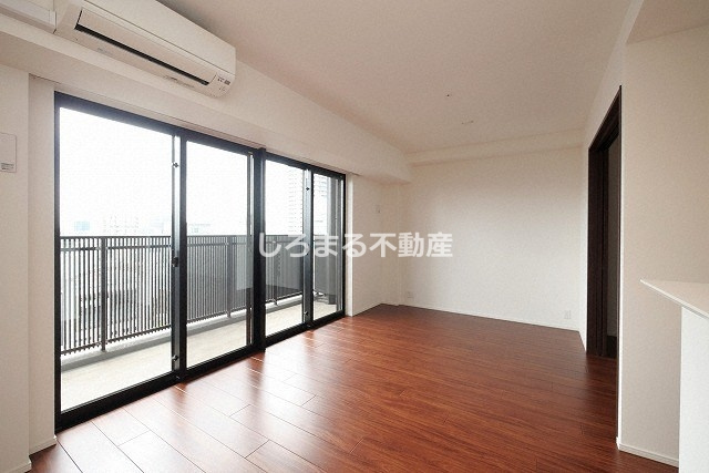 RJR堺筋本町タワーの居間・リビング