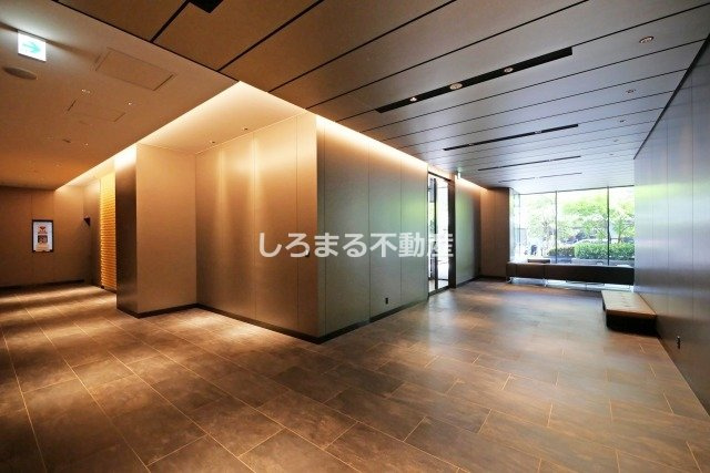 RJR堺筋本町タワーのロビー