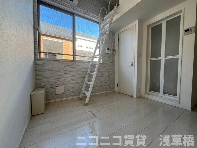 グランドーレ高円寺のバルコニー|203号室イメージの為、現状を優先致します。