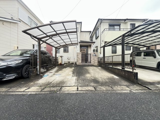半田市花園町6丁目の駐車場|カーポート付き☆