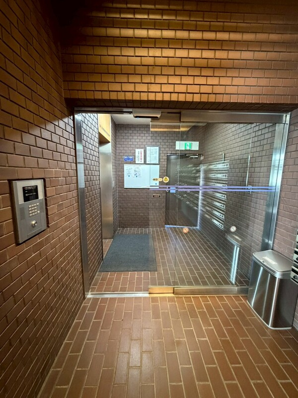 パシフィック乃木坂のエントランス