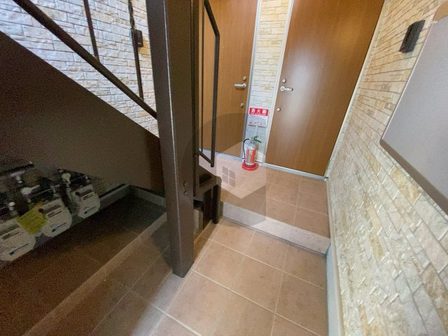 ローズテラス長田のロビー