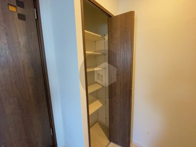 ローズテラス長田の収納