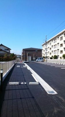 【駐車場】 | ルボヌール今治