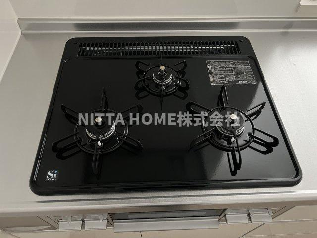 アイルーⅡのキッチン|3口ガスコンロ＆グリル付き！