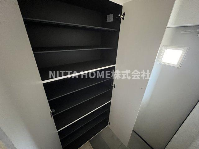 アイルーⅡの玄関|たっぷり収納スペース☆