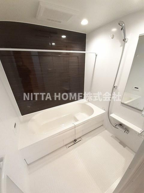 アイルーⅡの浴室|キレイなバスルームで疲れもなくなりますね♪