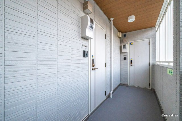 Garden蔵のエントランス|写真は同じ大和ハウスの最近のものです。参考にご覧ください。