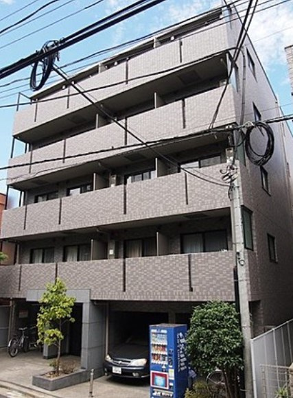 ルーブル中野弥生町弐番館の外観