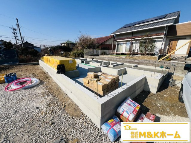 半田市亀崎高根町7丁目　全2棟　1号棟の外観|R8.1.27撮影　基礎完成しました！　並列駐車2台可能☆