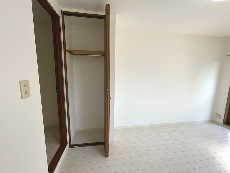 エクシード西院の収納|※同タイプ203号室の写真です★（実際のお部屋とは異なります）