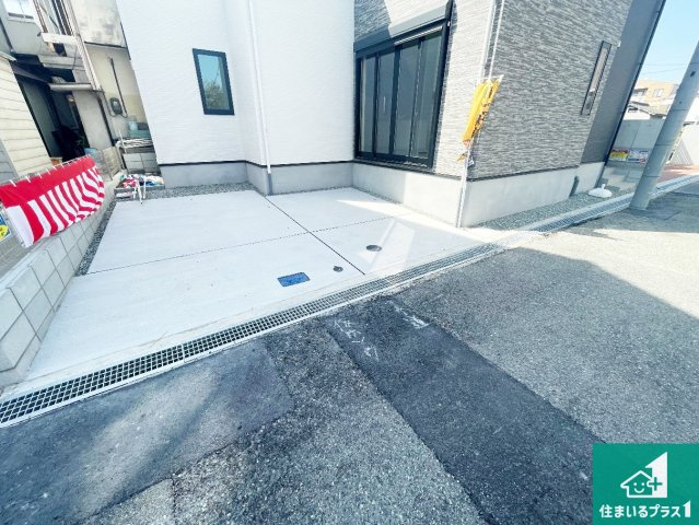 尼崎市水堂町　第1期　新築一戸建ての駐車場|駐車スペース！散水栓があるので、こまめに愛車を洗えます！