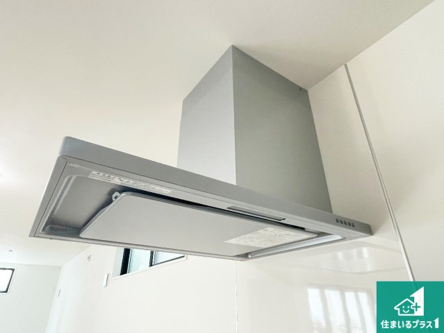 尼崎市水堂町　第1期　新築一戸建ての設備|汚れにくいスロットフィルタでお手入れラクラク！ＬＥＤ照明付き！