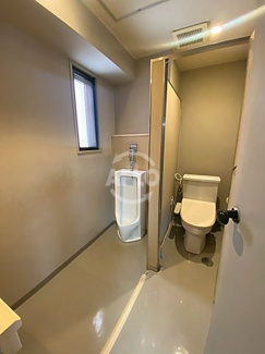 【トイレ】 | 天王寺アートビル(テナント) | 天王寺アートビル　男子トイレ