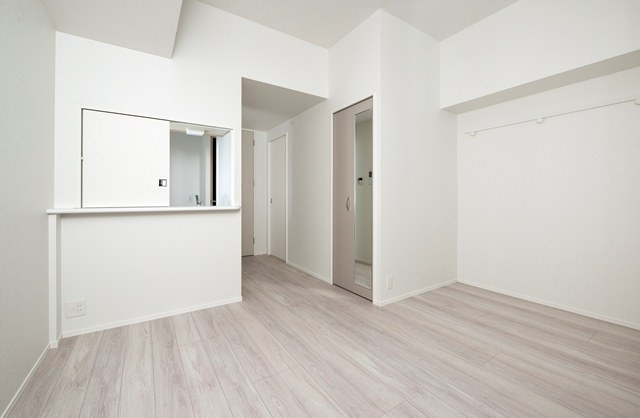 新品家具付きマンション住吉7(KaGood福岡)の居間・リビング