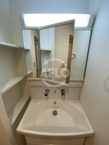 ルアナ北梅田の洗面所|ルアナ北梅田　独立洗面化粧台