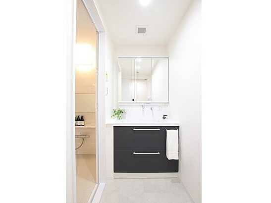 【独立洗面台】