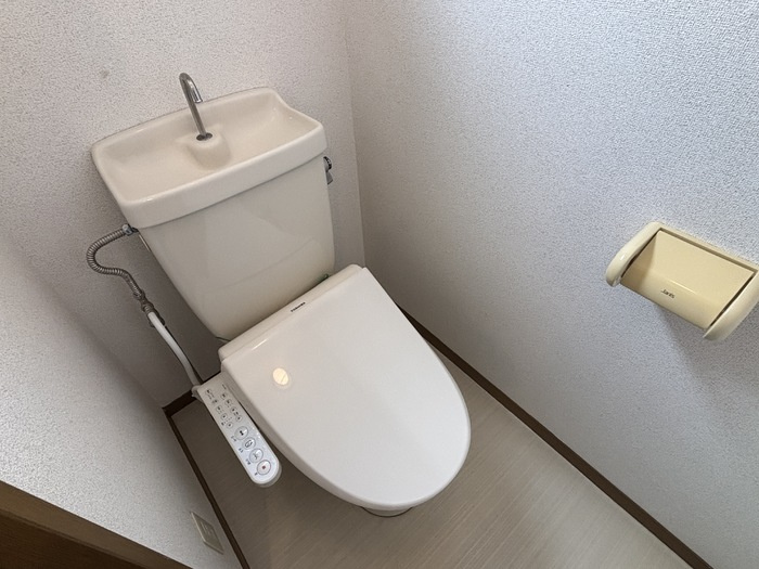 ロイヤルファミール　Cのトイレ