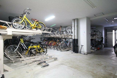 【その他共用部分】 | パセオ・ラルゴ | 駐輪場 