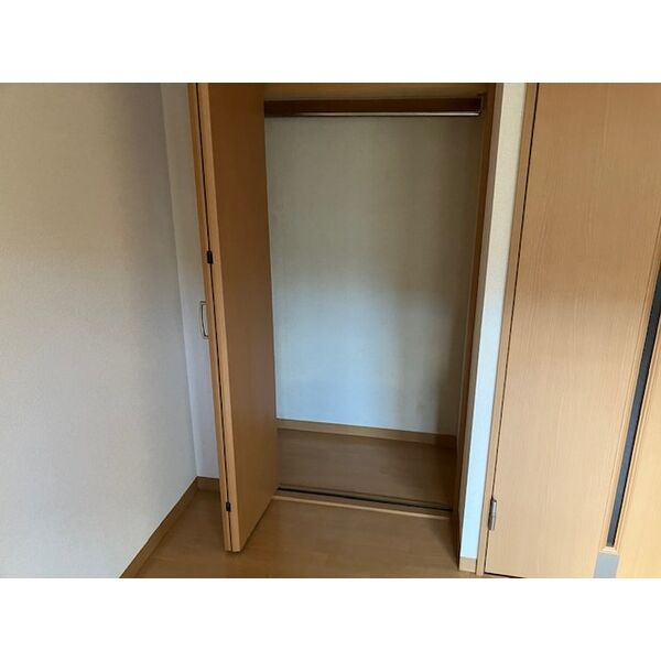 メゾン・ド・ヴィレ 須磨潮見坂の収納