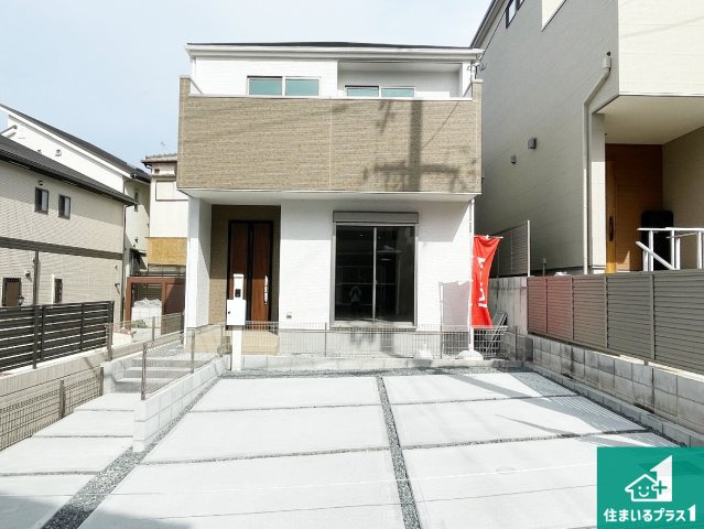 29日(土)30日(日)現地ご見学可能！　枚方市宮之阪　限定1邸の外観|安心の10年保証！外観を美しく保ち、雨水で汚れを落とします！気になることがありましたら、お気軽にお問い合わせください！