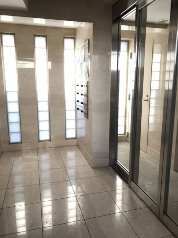 UPR桜木のエントランス