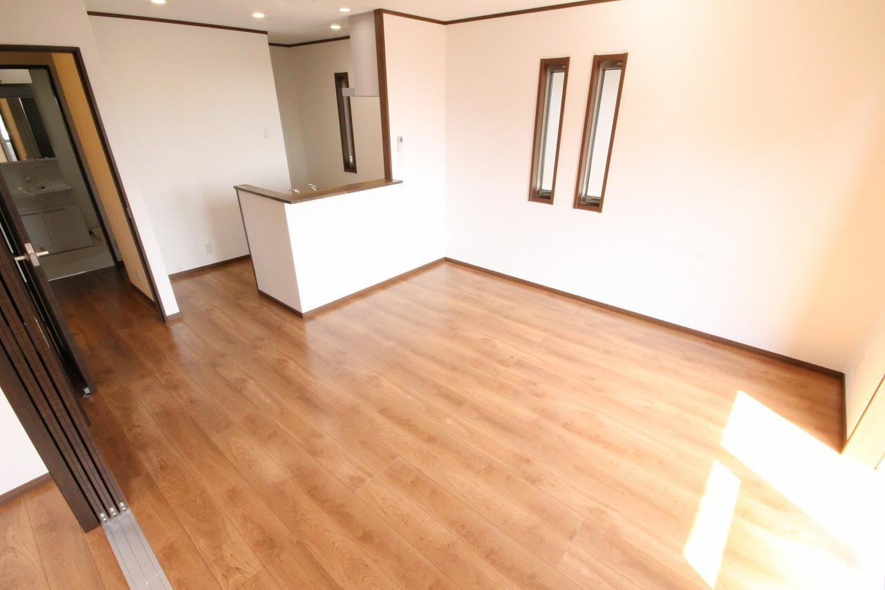 エトワールの居間・リビング|※お部屋により仕様が異なる場合があります。