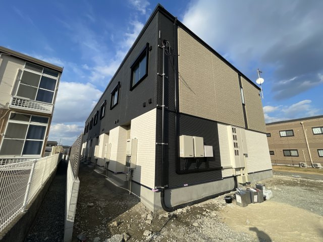 Libertas　B棟（東棟）の外観