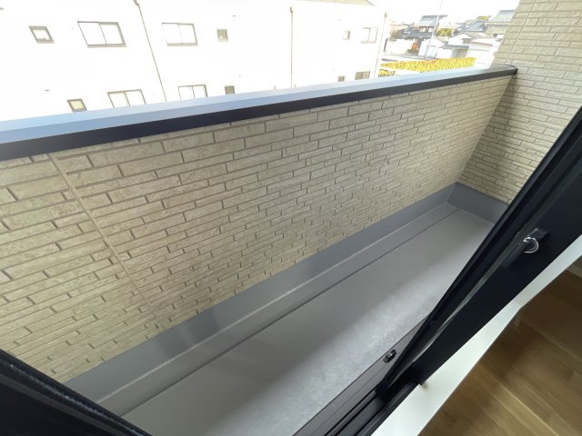 Libertas　B棟（東棟）のバルコニー