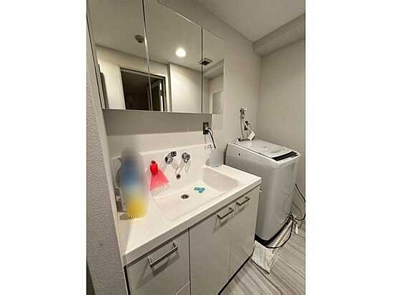 【独立洗面台】