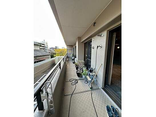 【バルコニー】