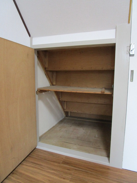 アパートメントAの居間・リビング|☆ダイニングキッチン収納☆