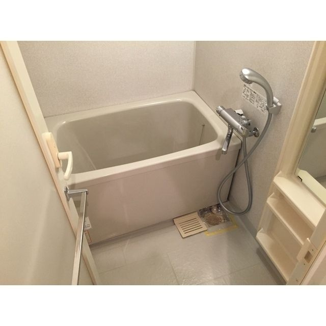 プロスペクト・グラーサ広尾の浴室