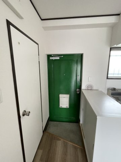 【玄関】 | グリーンハイツ | 参考写真